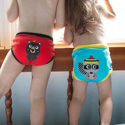 ズーキ―二　トレーニングパンツ　トイレトレーニング　オーガニックコットン　森の仲間　使用画像　